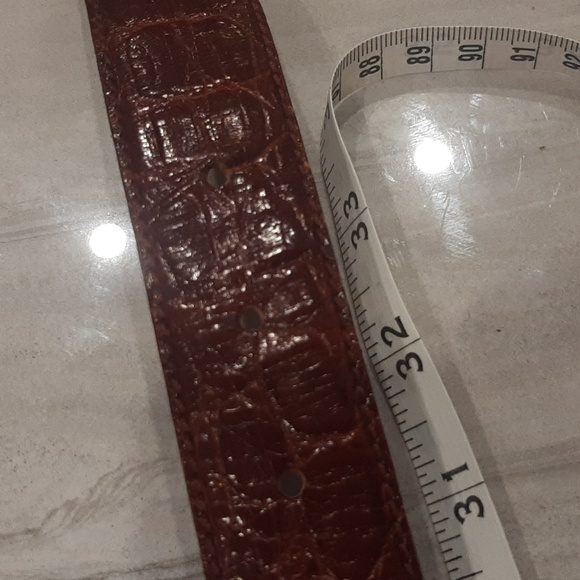 Liz Claiborne belt - Picture 10 of 13